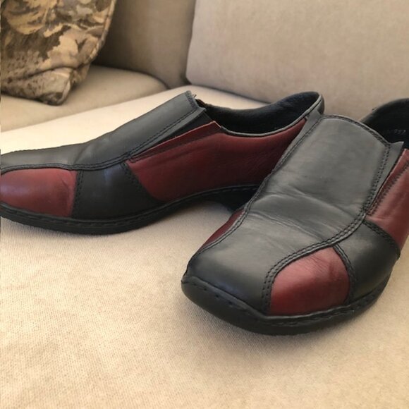 Rieker Colour Block / Patchwork Slip-On Loafers / Flats in Black and Raspberry - Picture 6 of 9